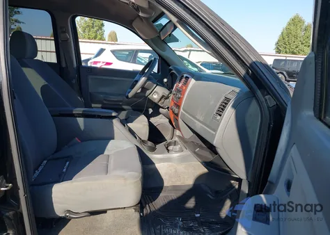 2005 Dodge Dakota Slt from USA, damaged, VIN 1D7HW48K95S294045